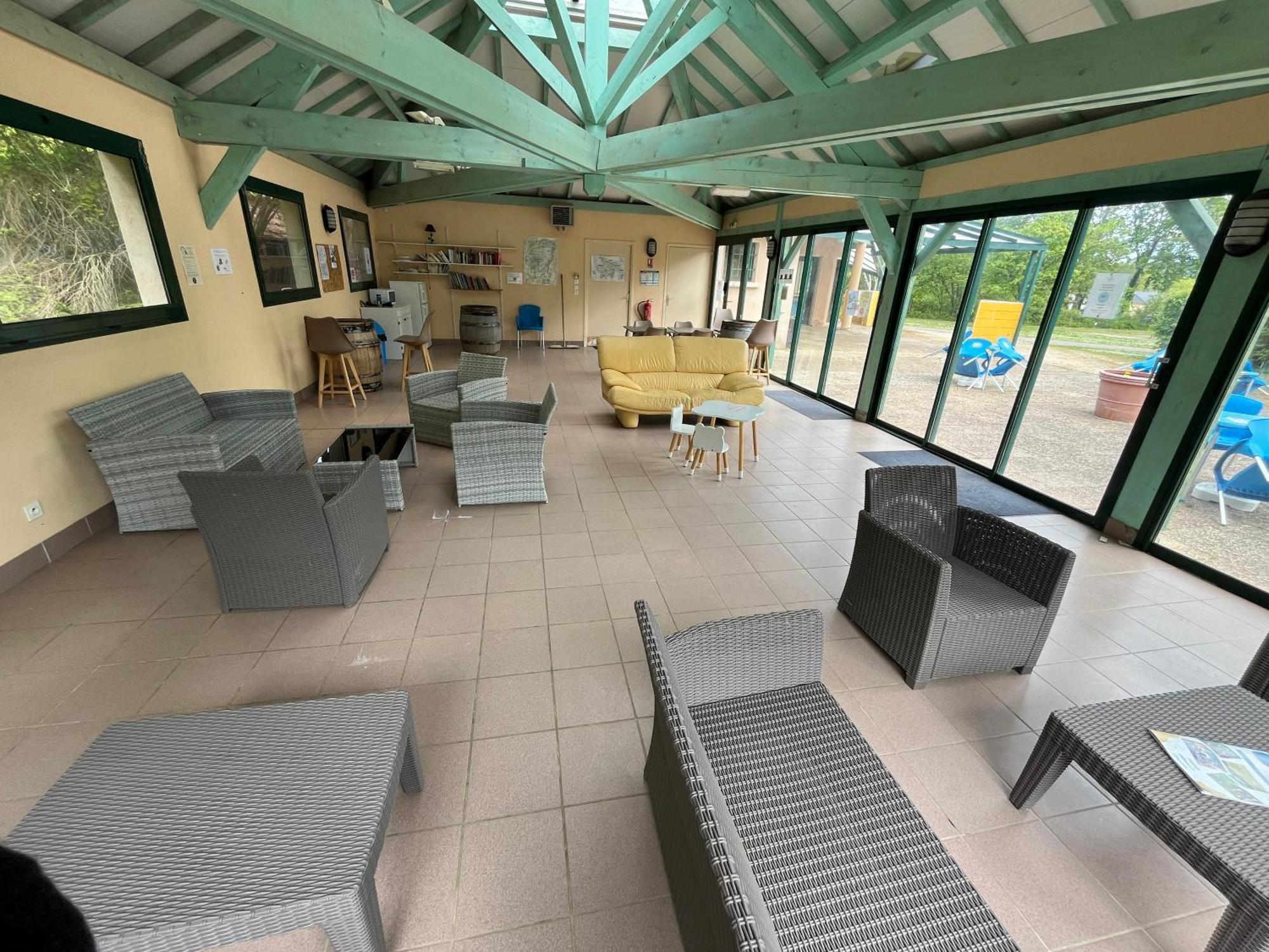 סאנטנה Camping De Santenay מראה חיצוני תמונה